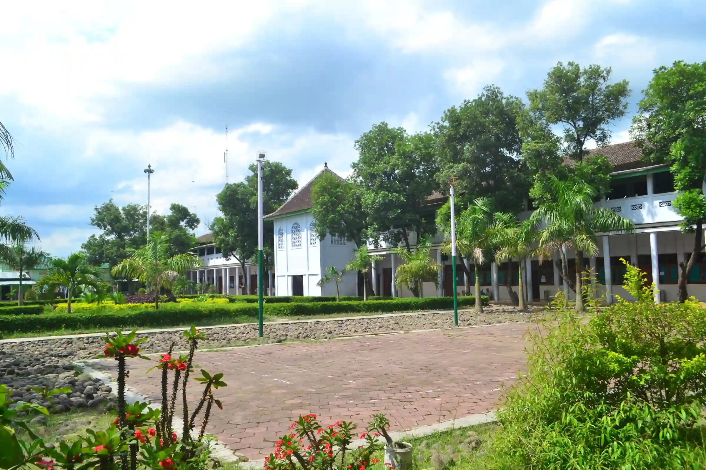 PUSAT